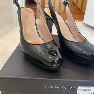 Tahari black High Heels; Patent & Leather size 7